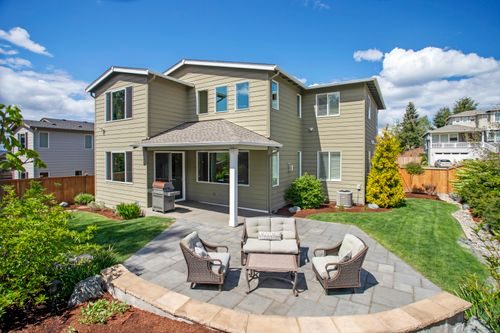 Beautifully renovated family home with landscaped garden